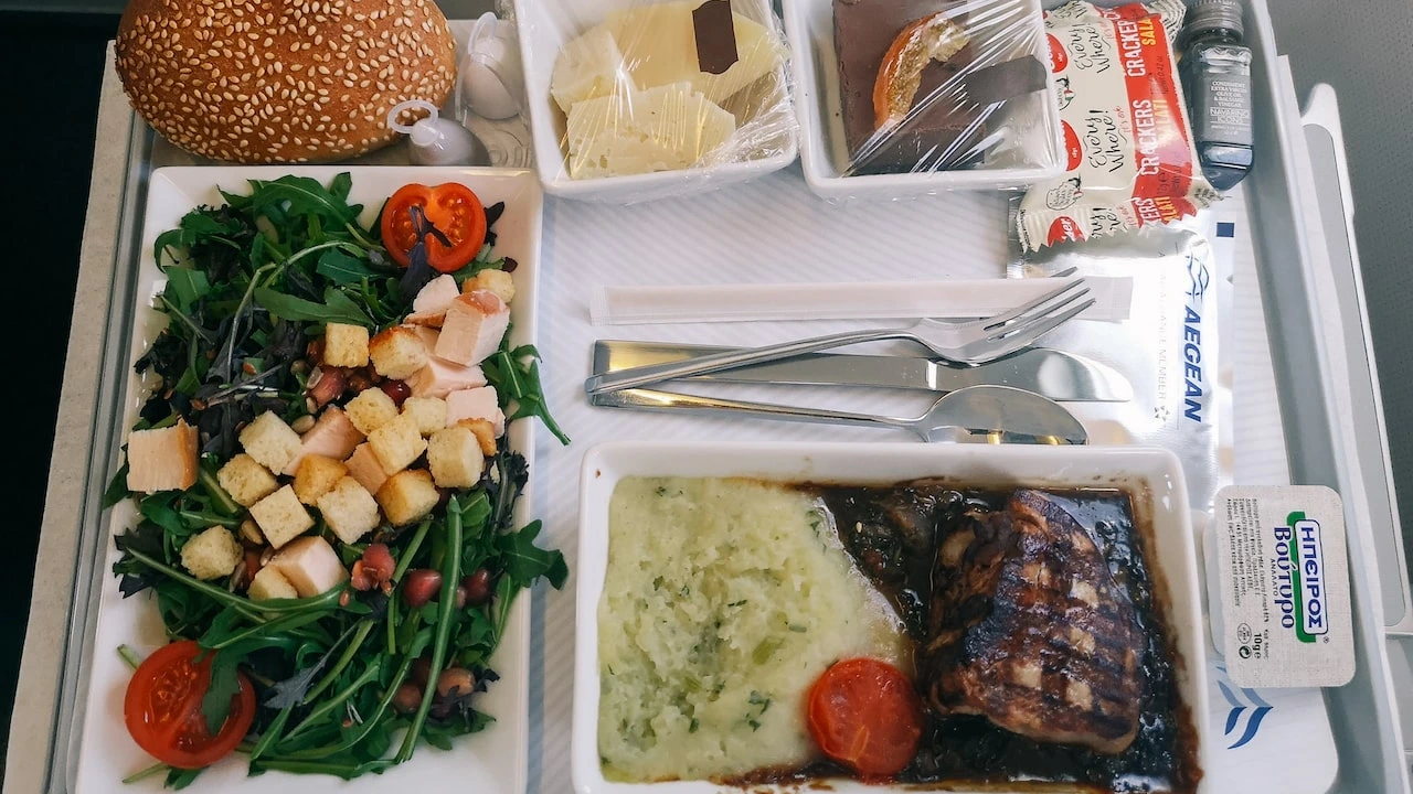 Aegean Airlines Business Class business class dining and meal service