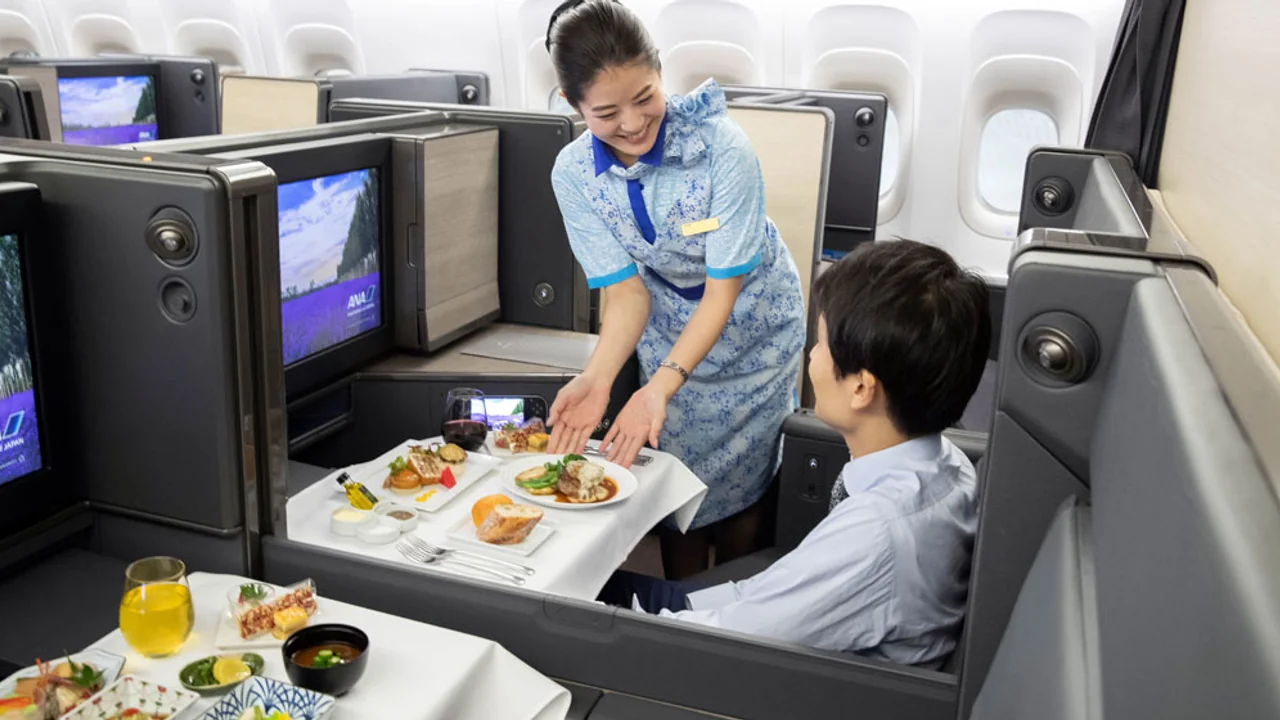 ANA The Room business class dining and meal service — In-flight service on the Los Angeles–Tokyo route