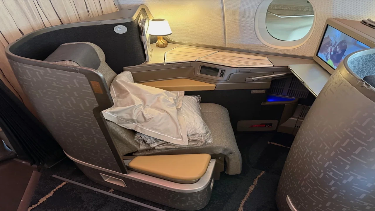 China Airlines Business Class business class seat and cabin