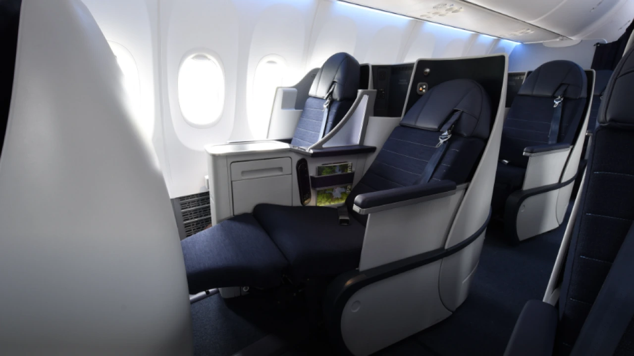 Copa Airlines Business Class business class seat and cabin