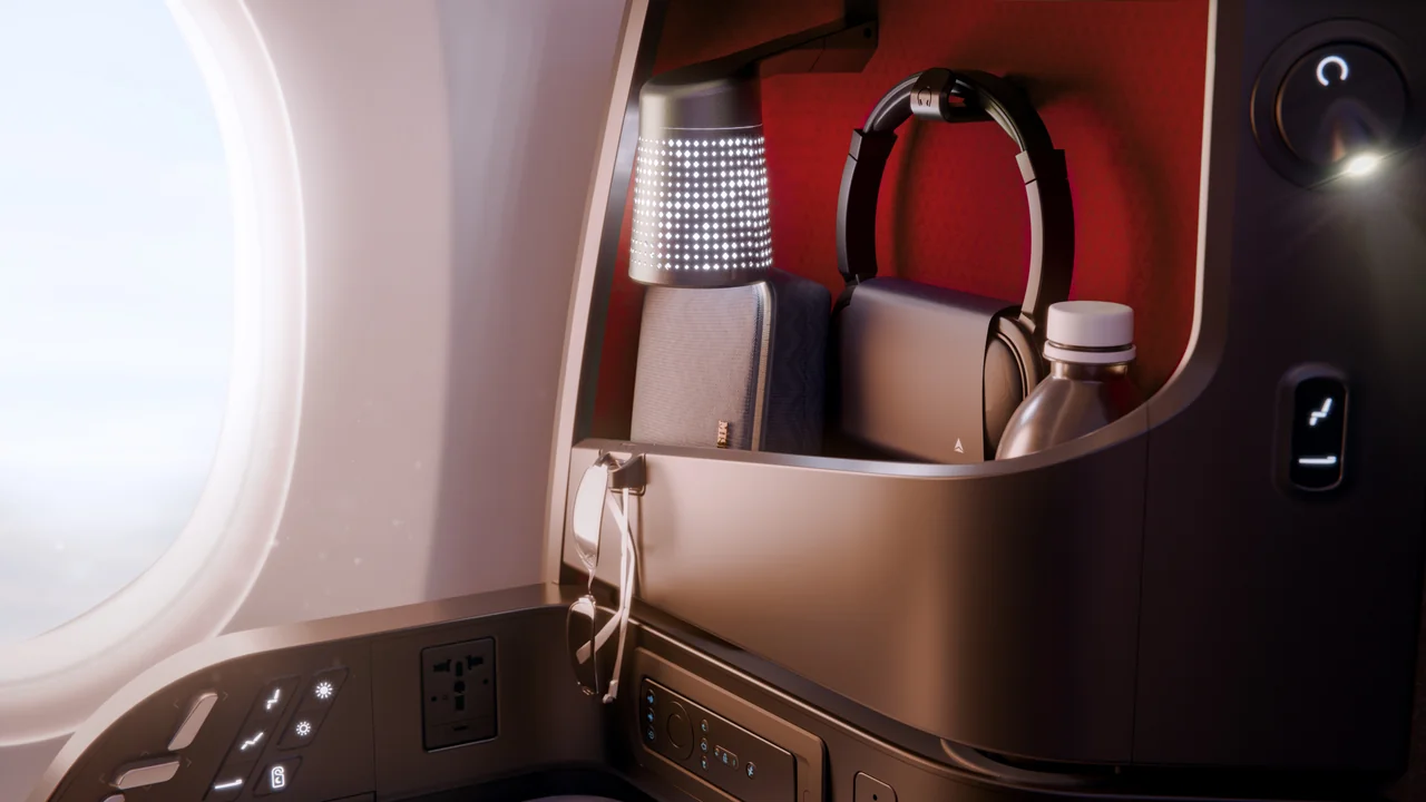 Delta Air Lines Delta One Suite business class cabin details