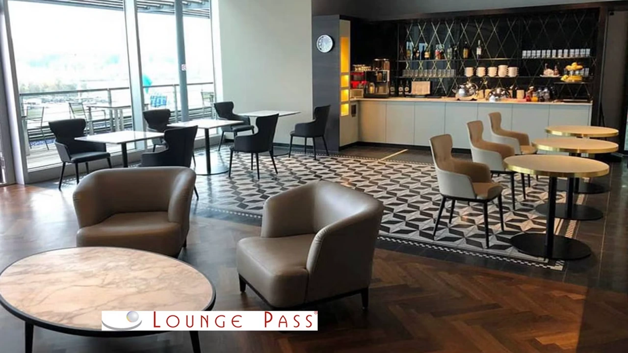 Edelweiss Business Class business class airport lounge — Lounge access when flying Edelweiss