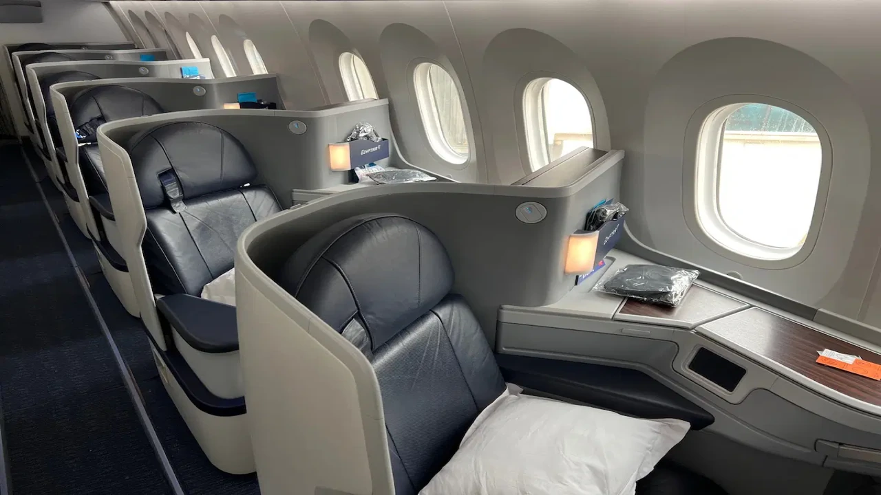 EgyptAir Business Class business class cabin details