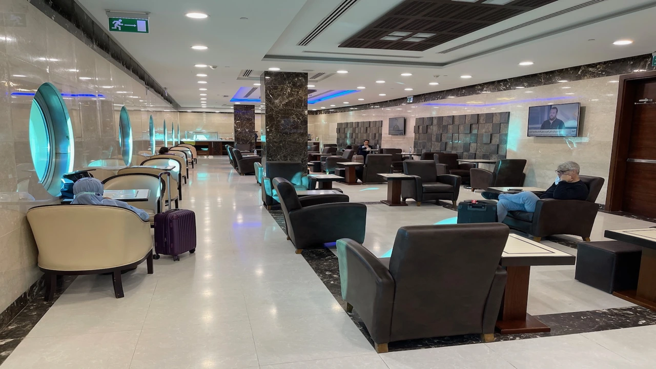 EgyptAir Business Class business class airport lounge — Lounge access when flying EgyptAir