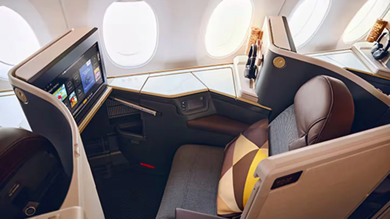 Etihad Airways Business Studio business class seat and cabin