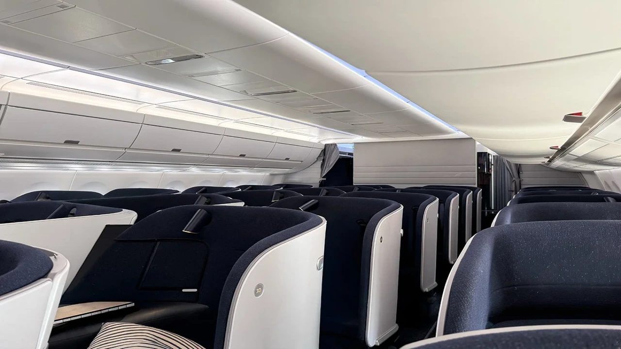 Finnair Business Class business class cabin details