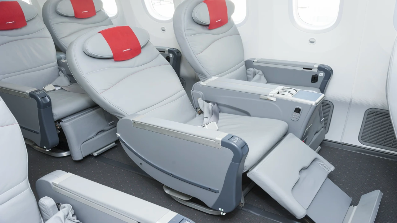 Norwegian Air Premium business class seat and cabin