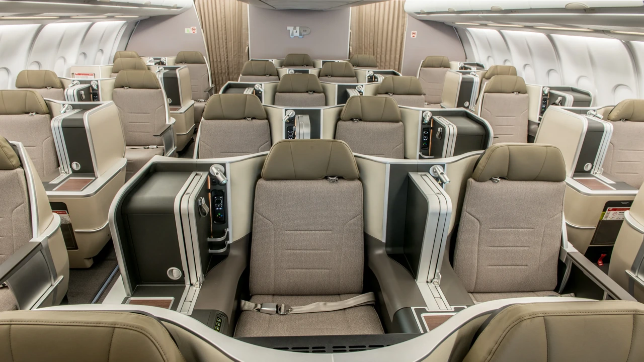 TAP Air Portugal Executive business class cabin details