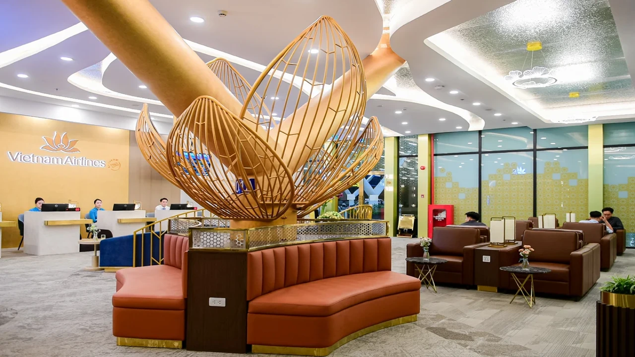 Vietnam Airlines Business Class business class airport lounge — Lounge access when flying Vietnam Airlines